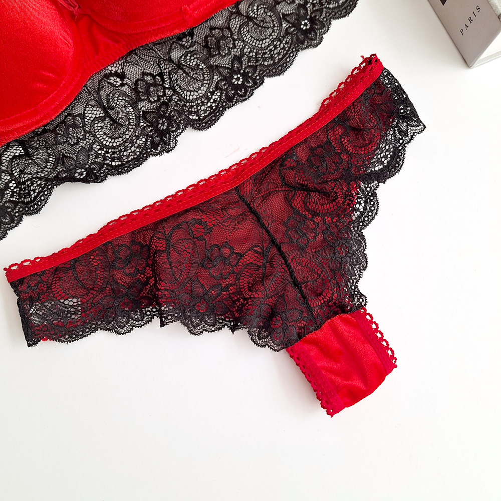 ست سوتین شورت  مخمل