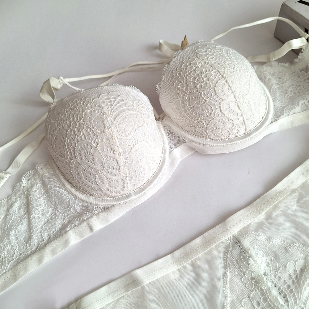 ست سوتین شورت هارنس دار