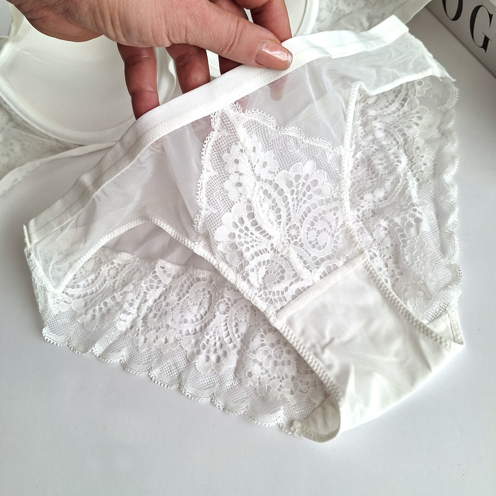 ست سوتین شورت هارنس دار