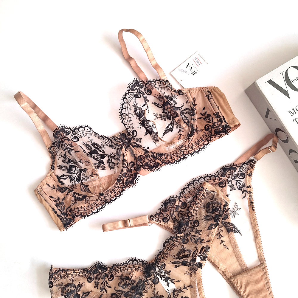 ست سوتین شورت فانتزی