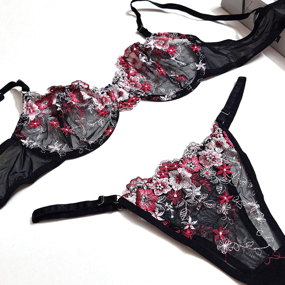 ست سوتین شورت گلدار 