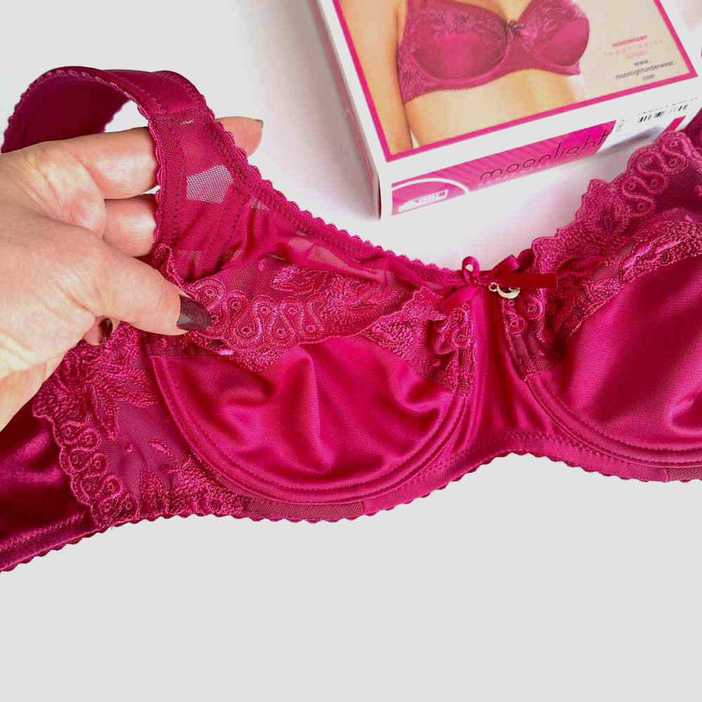 سوتین برش دار ترک