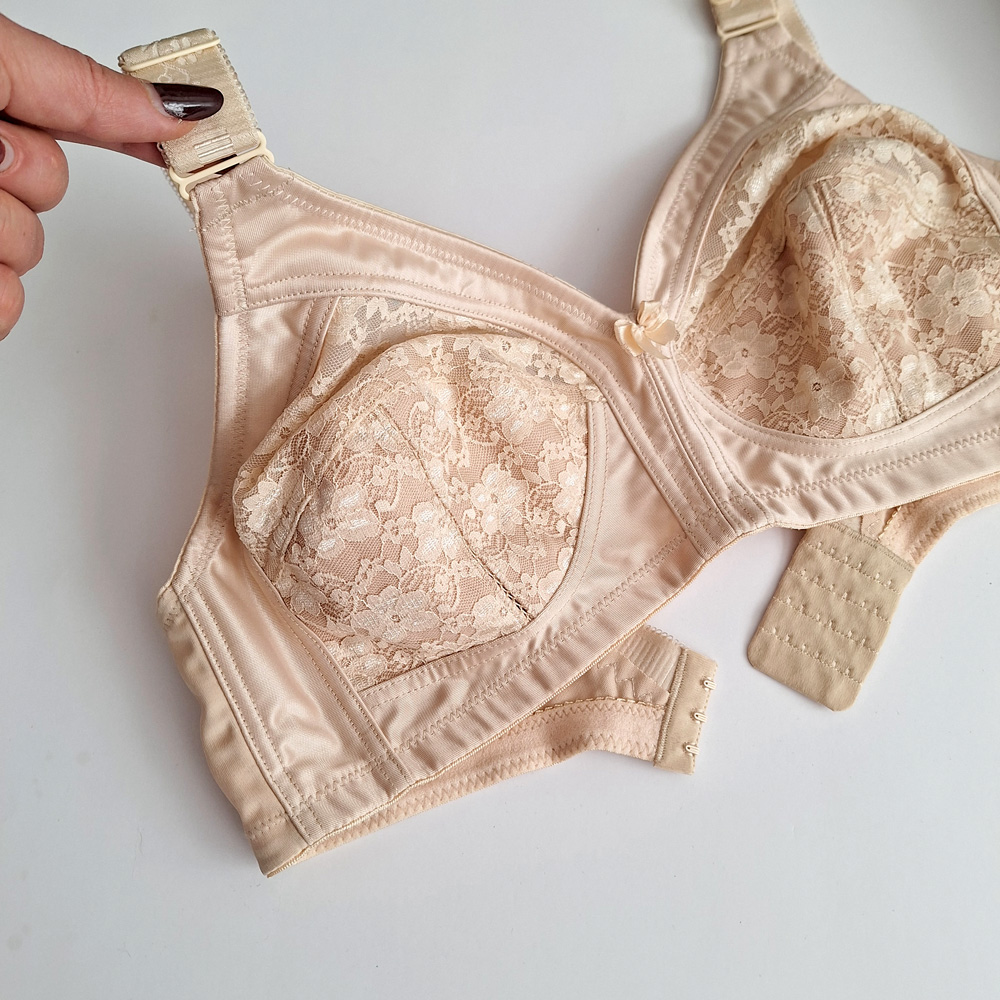 سوتین بدون فنر  روژان